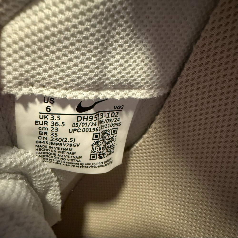 Nike Waffle Debut ✔️ Brand New, Never Worn!! ✔️ Retro Meets Modern - Picture 15 of 15